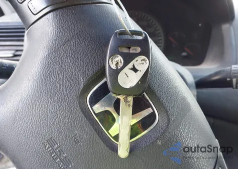 2004 Honda Accord 3.0 Ex z USA, uszkodzony, nr VIN 1HGCM66554A013304